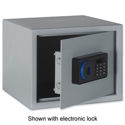 Chubbsafes Basic size 1 Key Lock 4mm Steel Plate Door 9 Litre 12kg W310xD200xH200mm Ref CB1K - Item image
