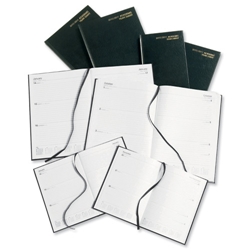 5 Star 2011-2012 Academic Diary Fully-bound August-August Week to View A5 Black - Item image