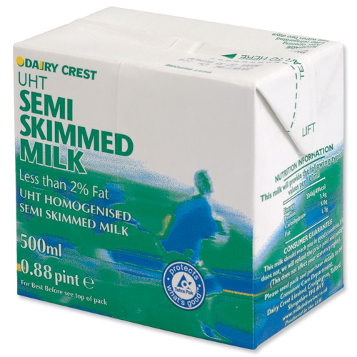 Dairy Crest Semi Skimmed Milk 500ml Ref A06003 Pack 12 A06003 05000373052106 Euroffice Ltd