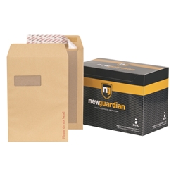 New Guardian Envelopes Heavyweight Board-backed Window Peel and Seal Manilla C4 [Pack 125]